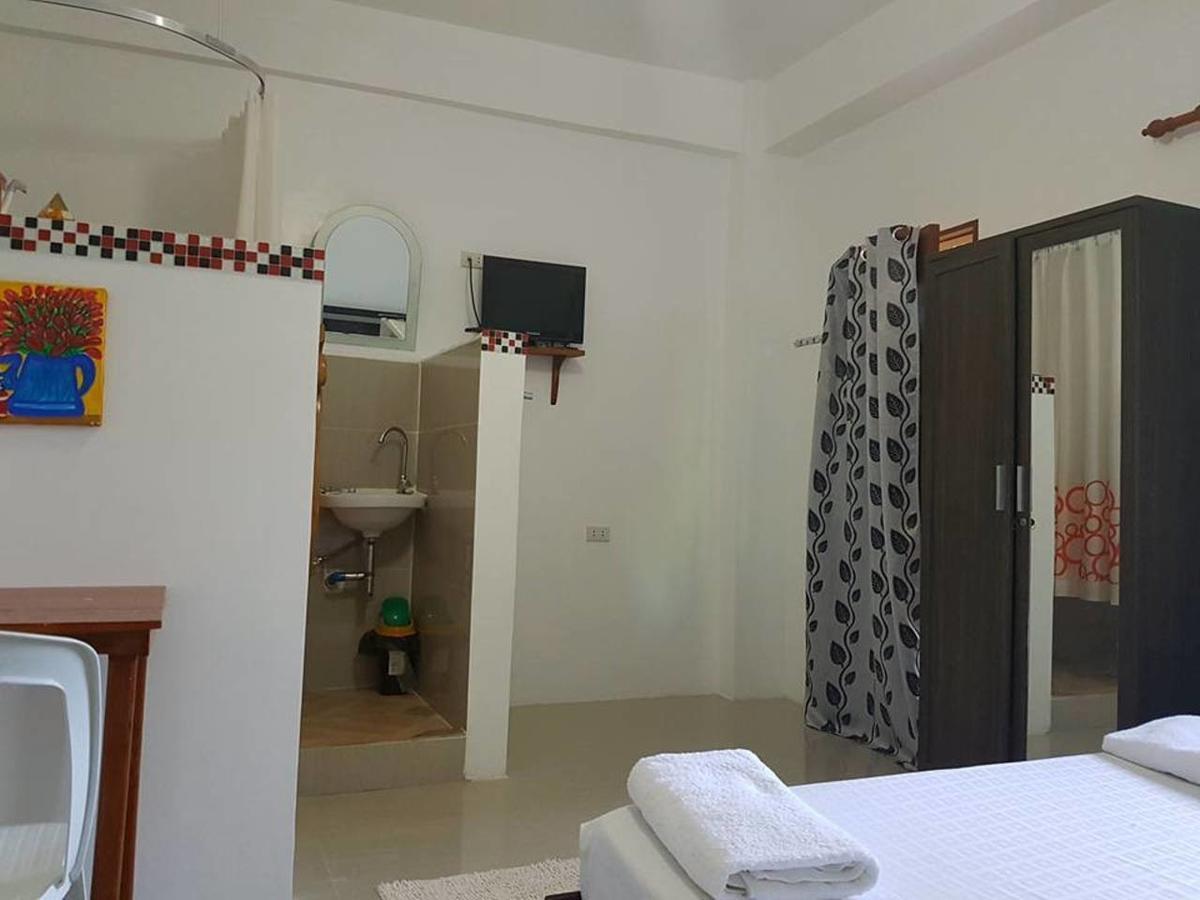 Hangout Beach Resort Caticlan Luaran gambar