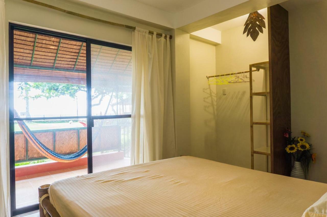 Hangout Beach Resort Caticlan Luaran gambar