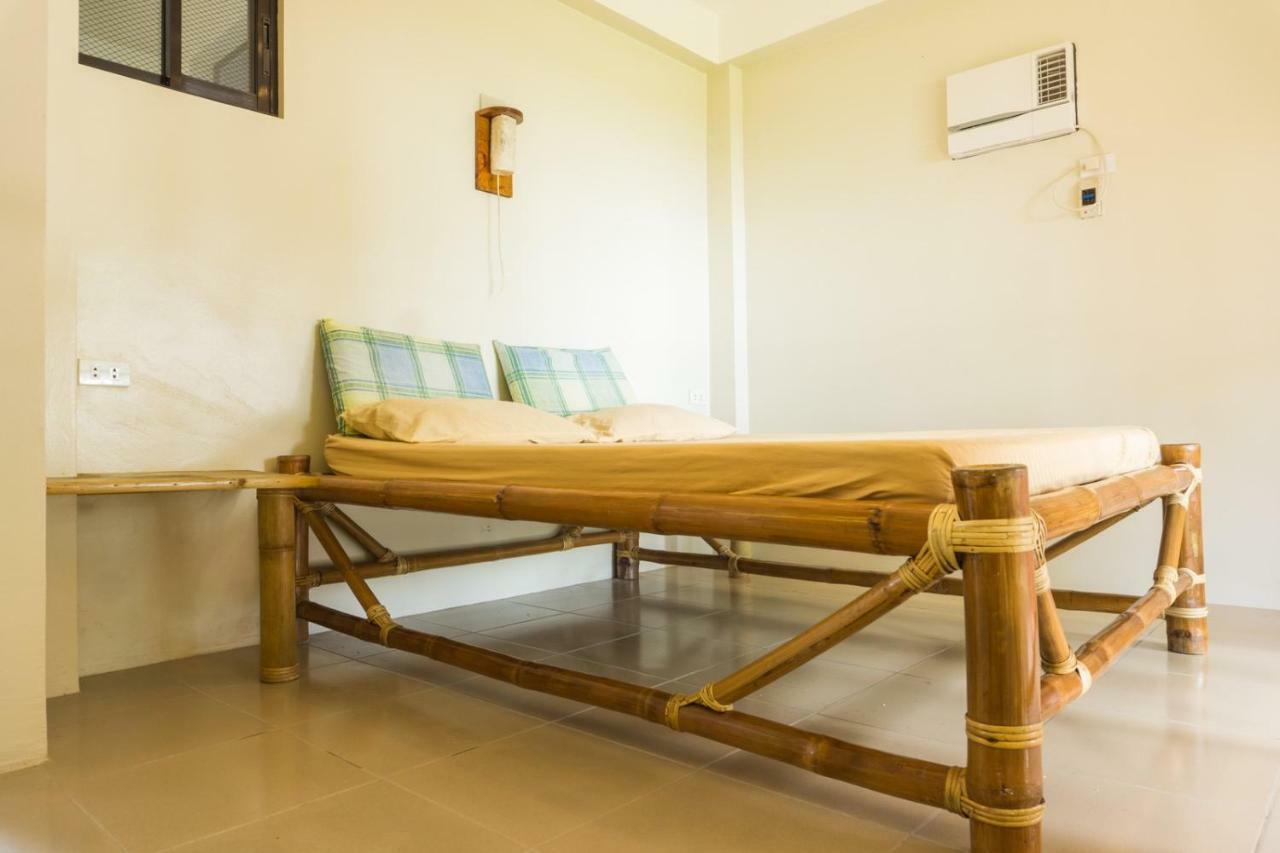 Hangout Beach Resort Caticlan Luaran gambar
